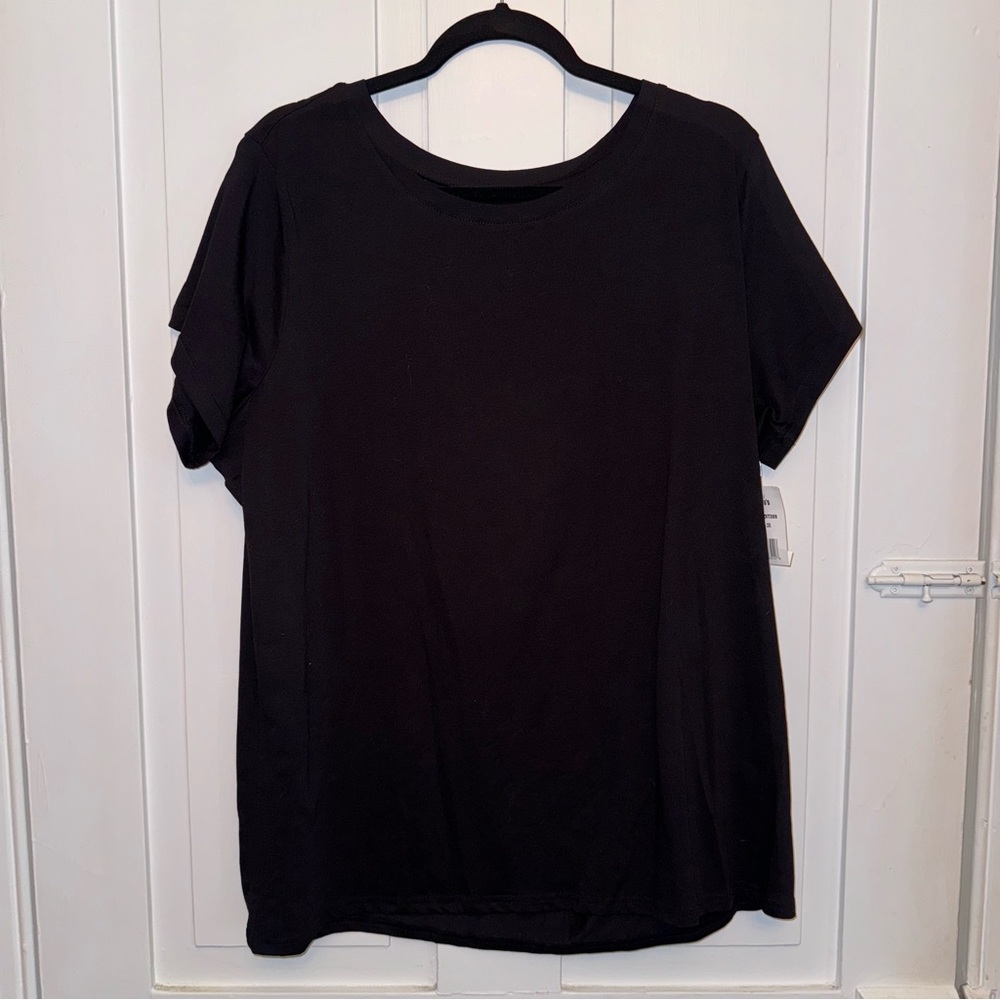 ✨aveto plus black short sleeve t-shirt✨
